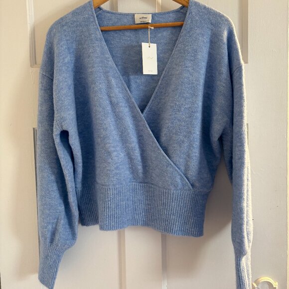 Aritzia Wilfred sweater - Picture 1 of 2